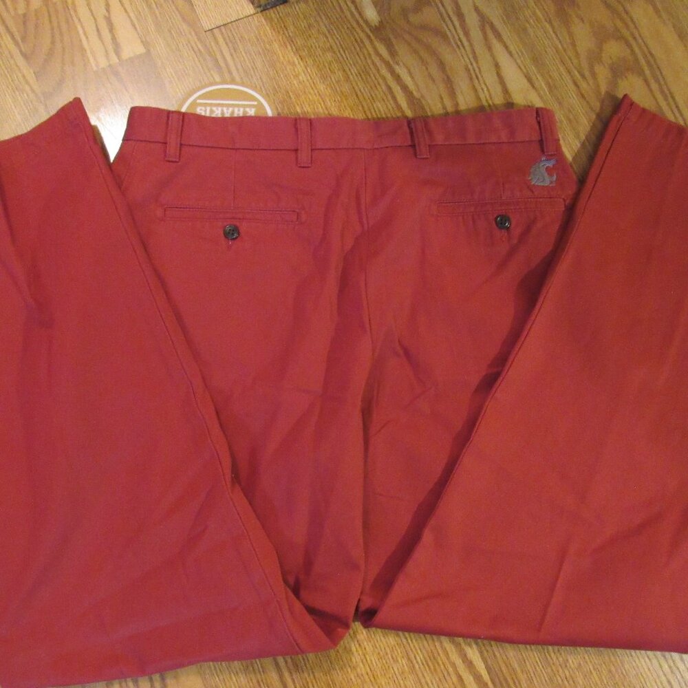 NWT Washington State Cougars Red Dockers Gameday Khakis 36x34 Flat Front
